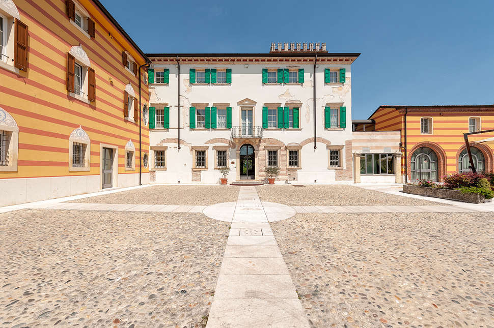 Hotel Villa Malaspina cover