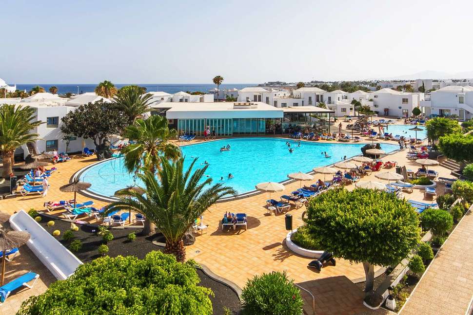 Floresta Aparthotel cover