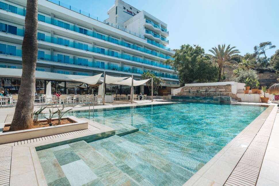 Hotel Bahia Del Sol cover