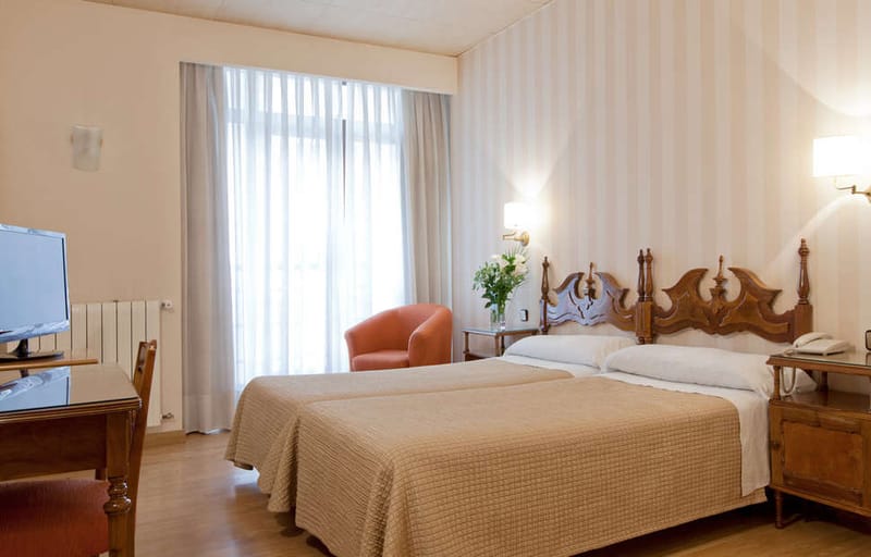 Hotel Regente Madrid cover