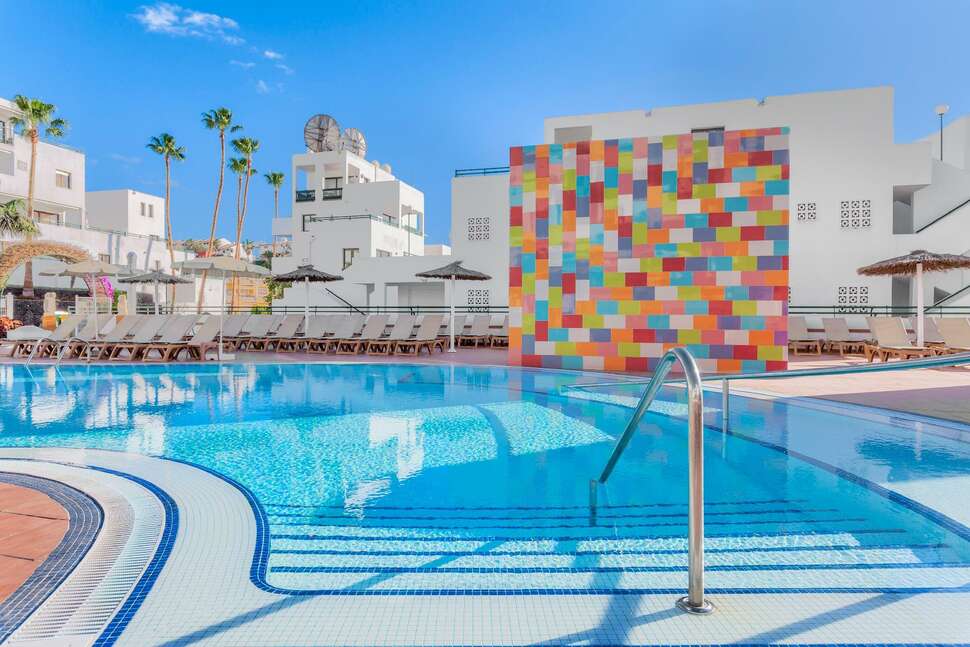 Hilton Grand Vacations Sunset Bay Club cover