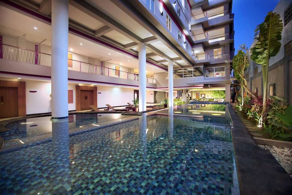 favehotel Sunset Seminyak cover