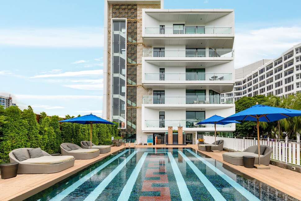 Mera Mare Hotel cover