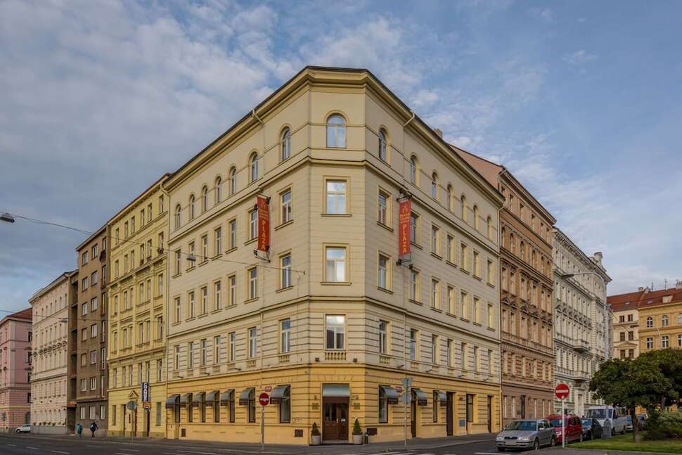 Prague Centre Plaza Hotel cover
