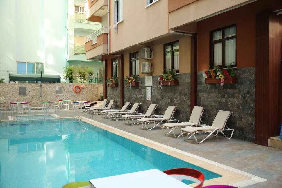 Saray Appartementen cover