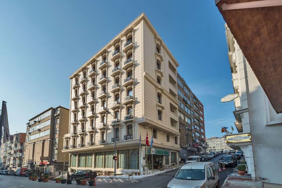 Green Anka Hotel cover