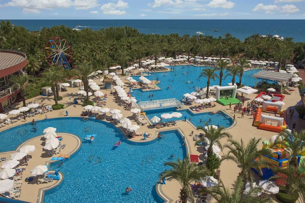 Delphin Palace Hotel cover