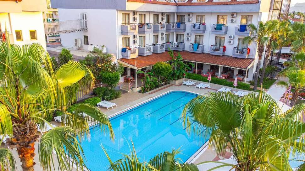 Silver Hotel cover
