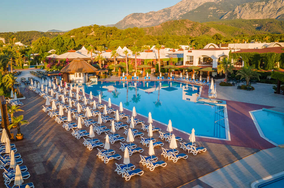 Emelda Sun Club cover
