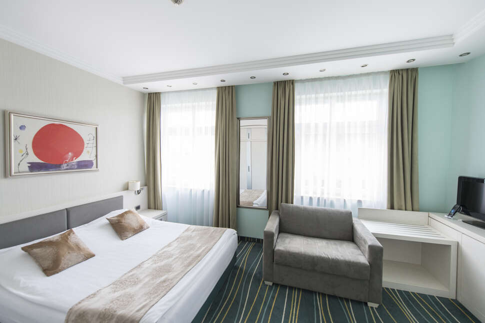 Kopernikus Hotel Prag cover