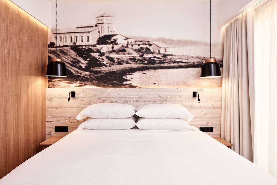 Ibis Styles Heraklion Central cover