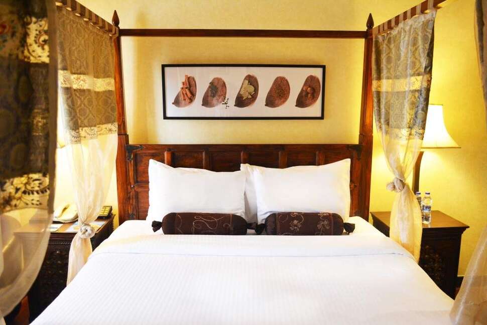 Arabian Courtyard Hotel & Spa