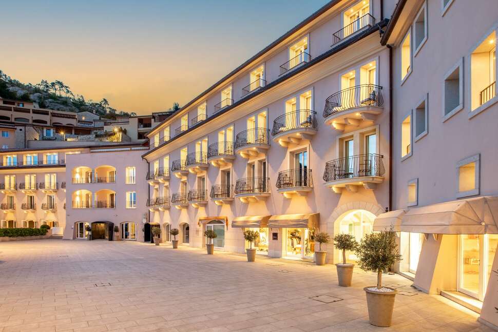 Tivoli Portopiccolo Sistiana Resort cover