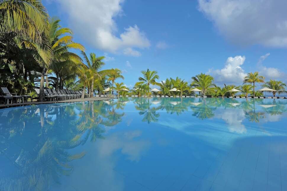 Victoria Beachcomber Resort & Spa cover