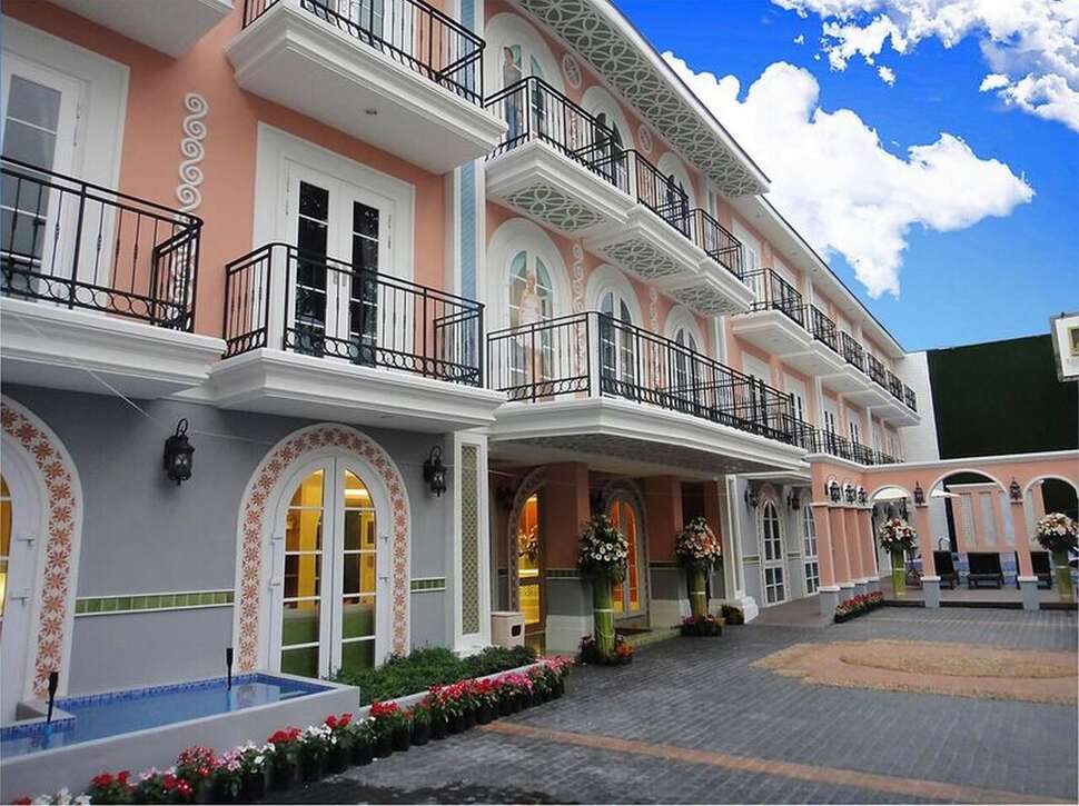 La Petite Salil Sukhumvit Thonglor 1 cover
