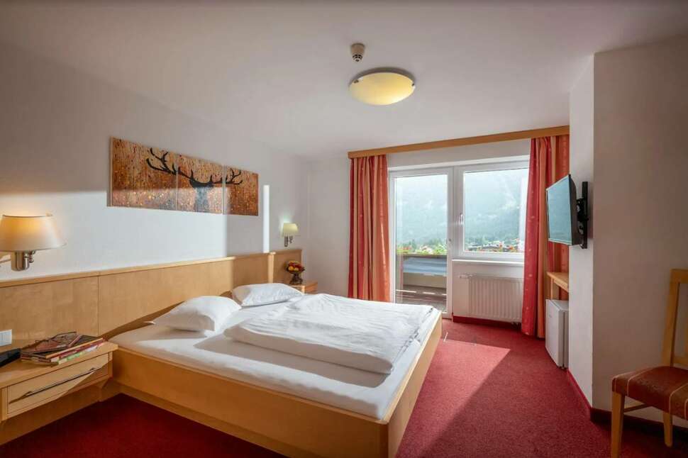 Alpenhotel Edelweiss cover