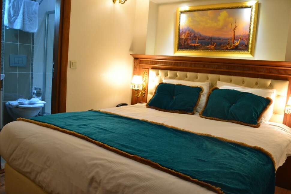 Blue Istanbul Hotel cover