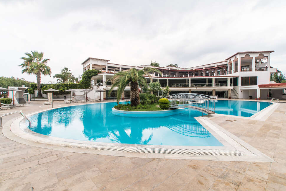 Alexandros Palace Hotel & Suites cover