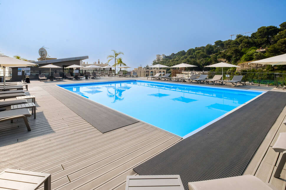 Pierre & Vacances Residence Premium Julia Aug cover