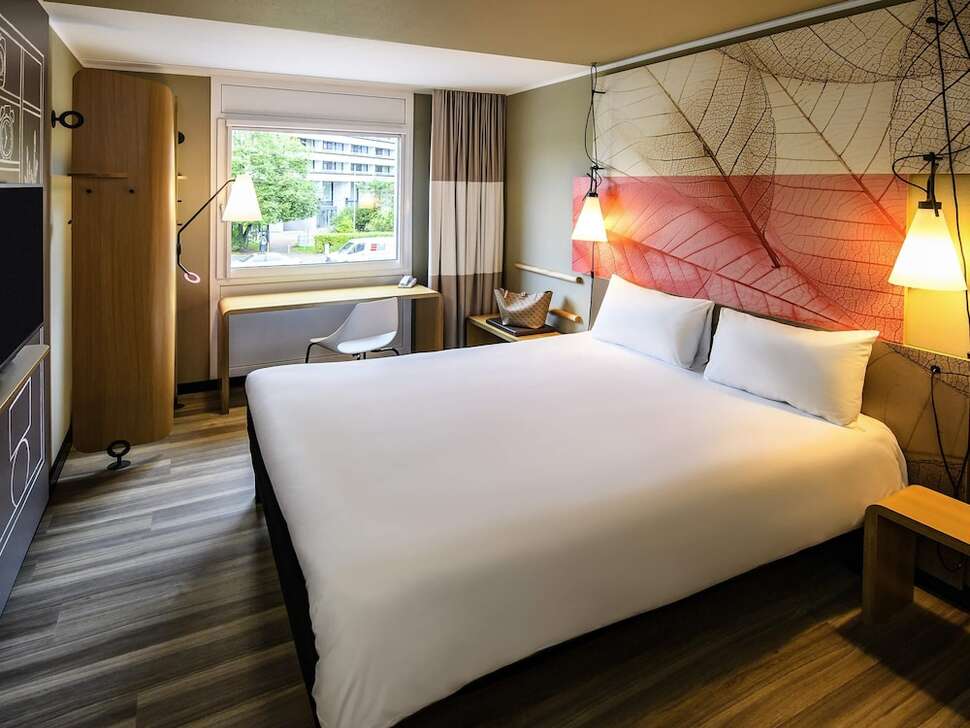 Ibis Munich City West cover