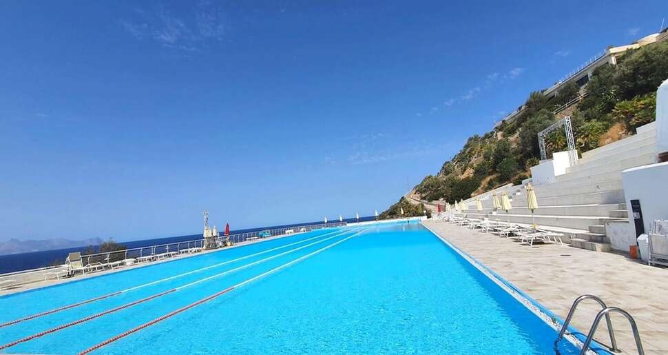 Perla Del Golfo Club & Resort cover