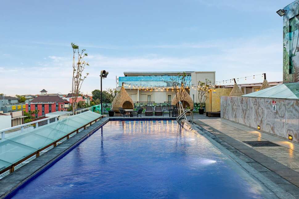 Boss Legian Hotel Powered by Archipelago cover