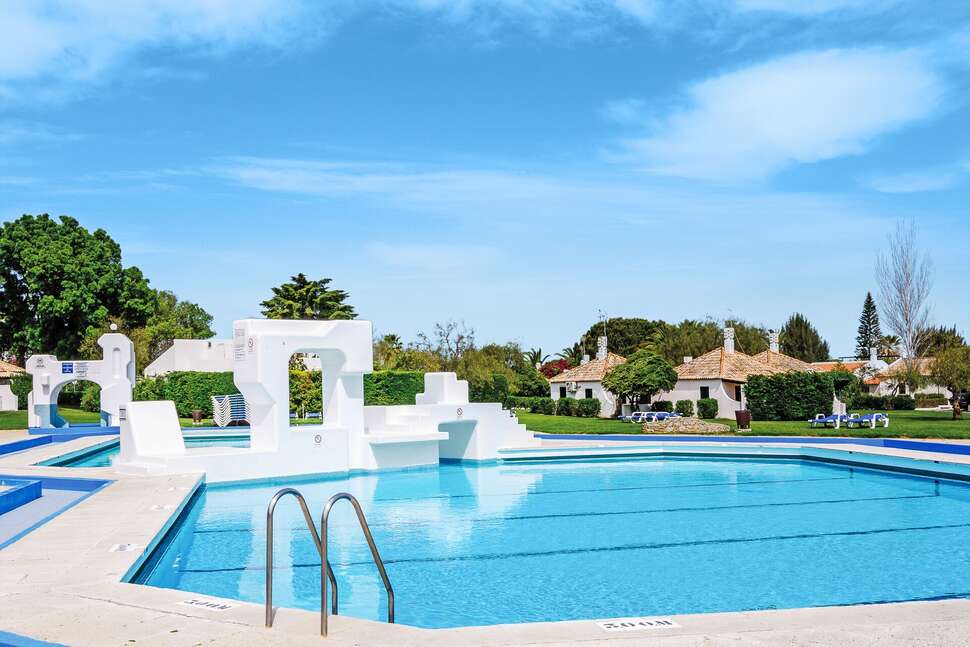 Pedras d'el Rei Resort cover