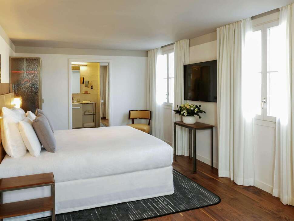 Boutet Bastille Paris MGallery Collection cover