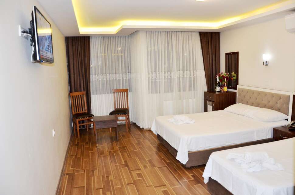 Grand Mark Hotel cover