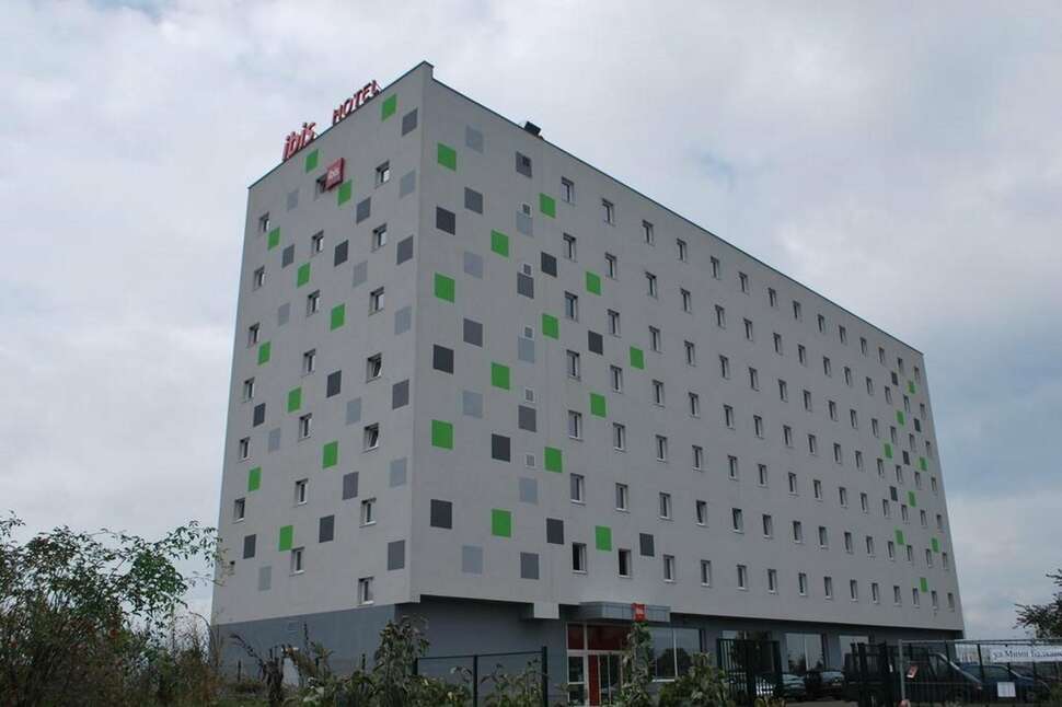Ibis Sofia Airport Hotel cover