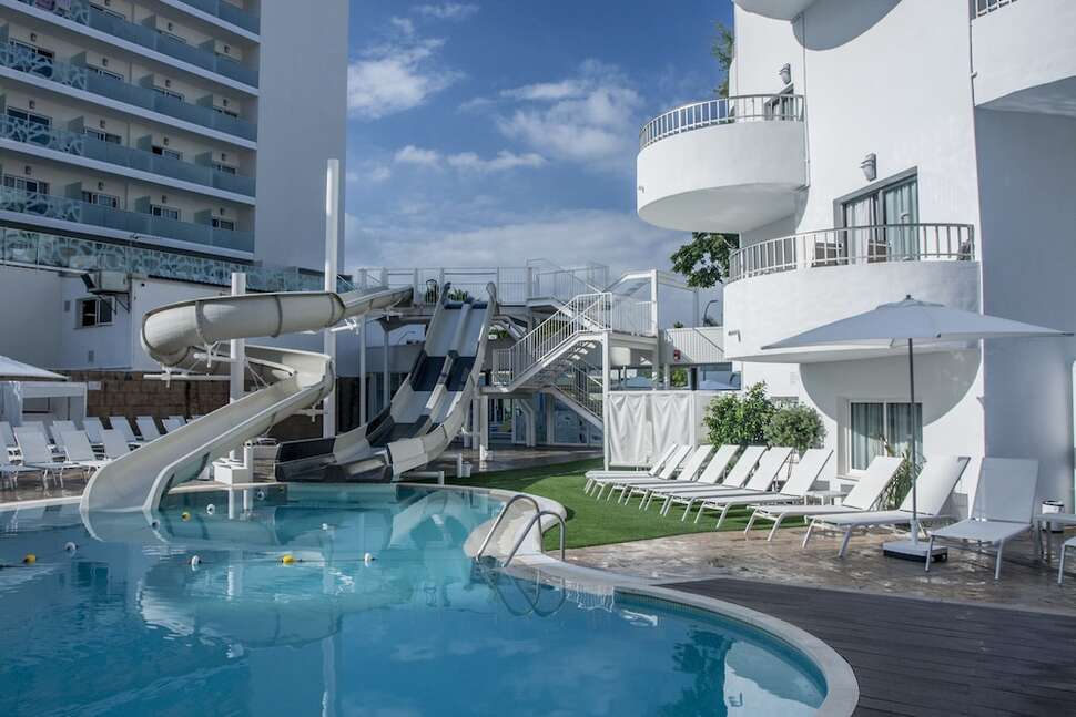 Villa Luz Family Gourmet & All Exclusive Hote cover