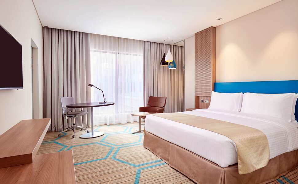 Holiday Inn Doha - The Business Park cover