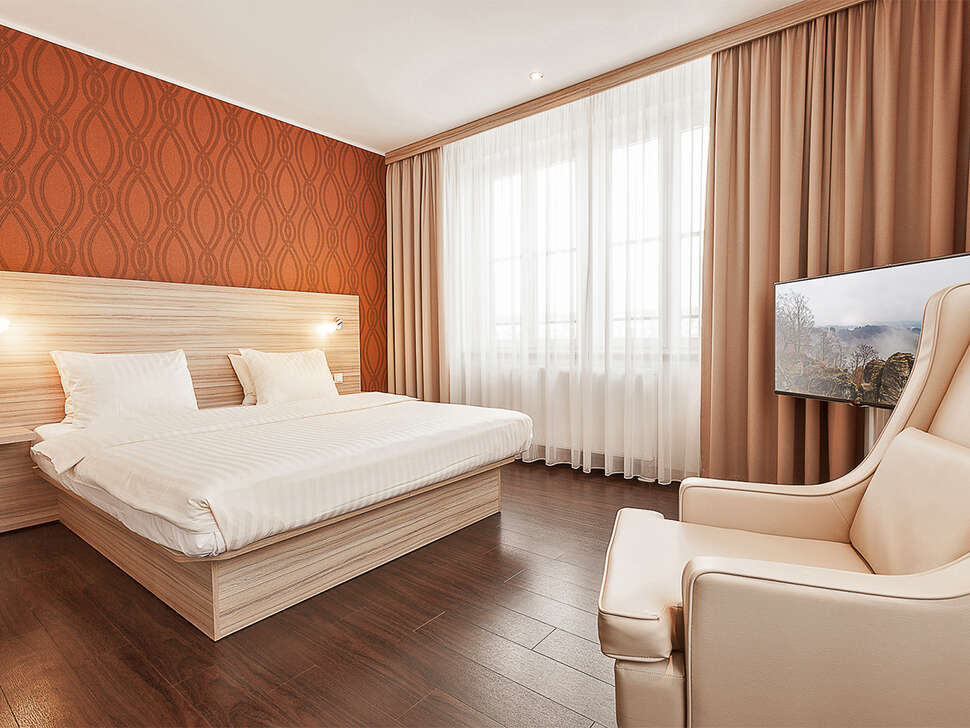 Hotel Star Inn Hotel Premium Altmarkt cover