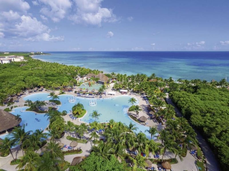 Grand Palladium Kantenah Resort & Spa cover