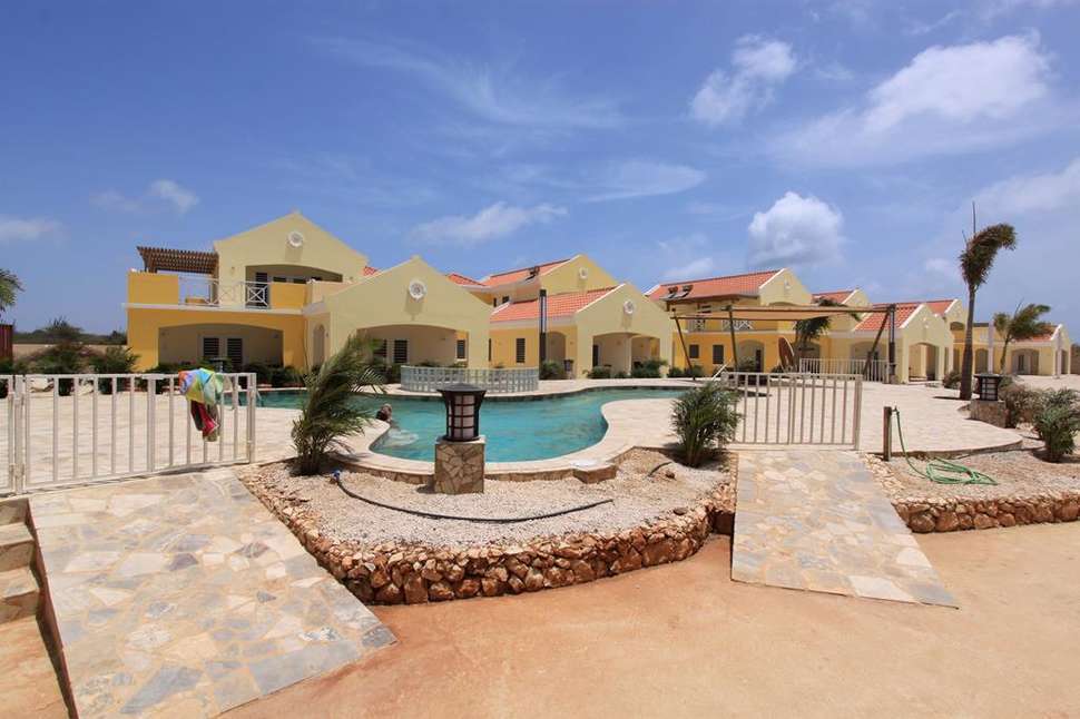 Dormio Bonaire Village cover