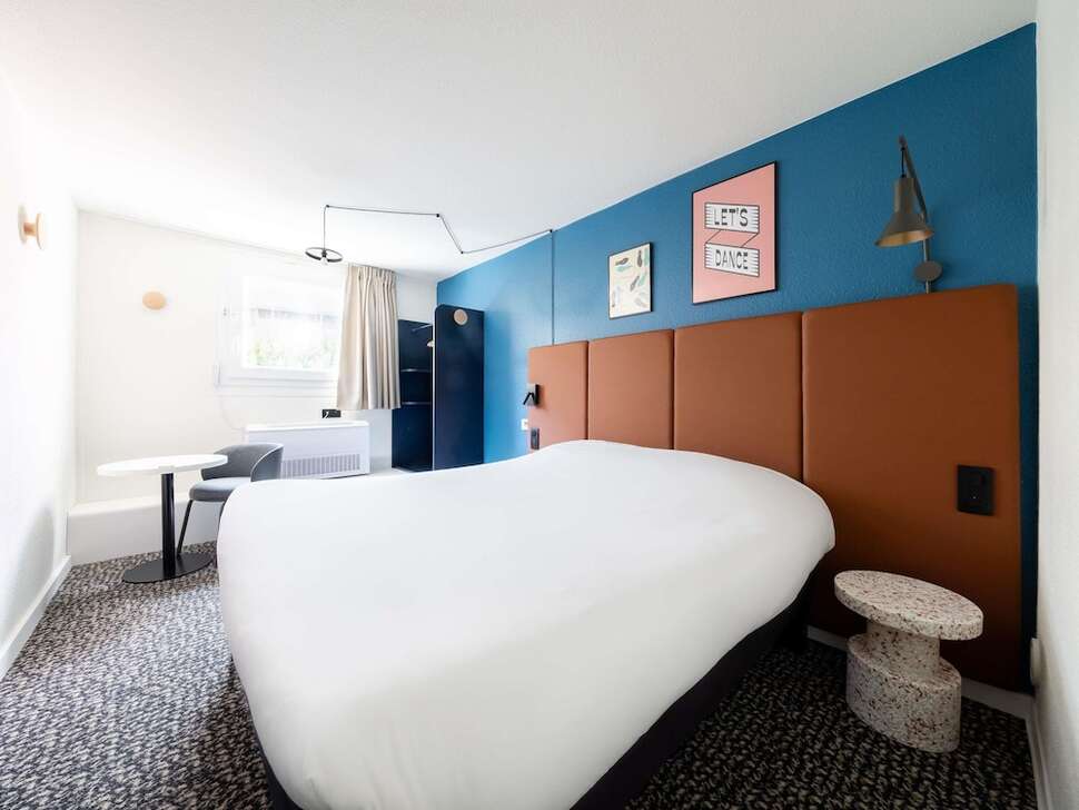 Ibis Paris Alesia Montparnasse 14th cover