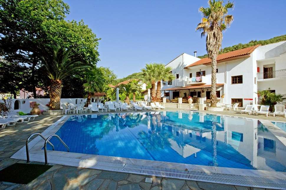 Fotis House cover