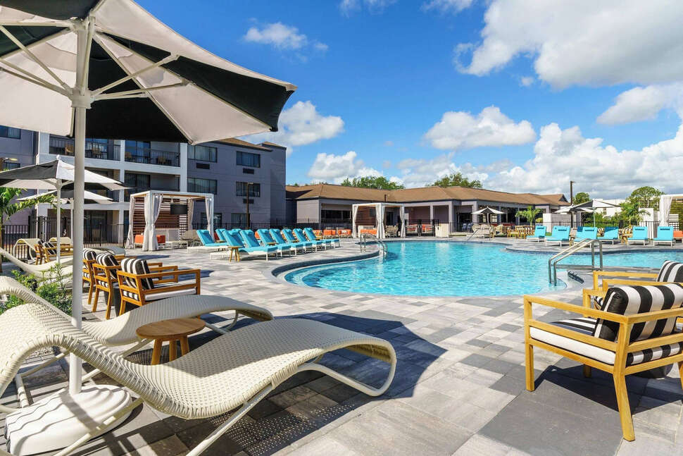Courtyard by Marriott Lake Buena Vista at Vis cover