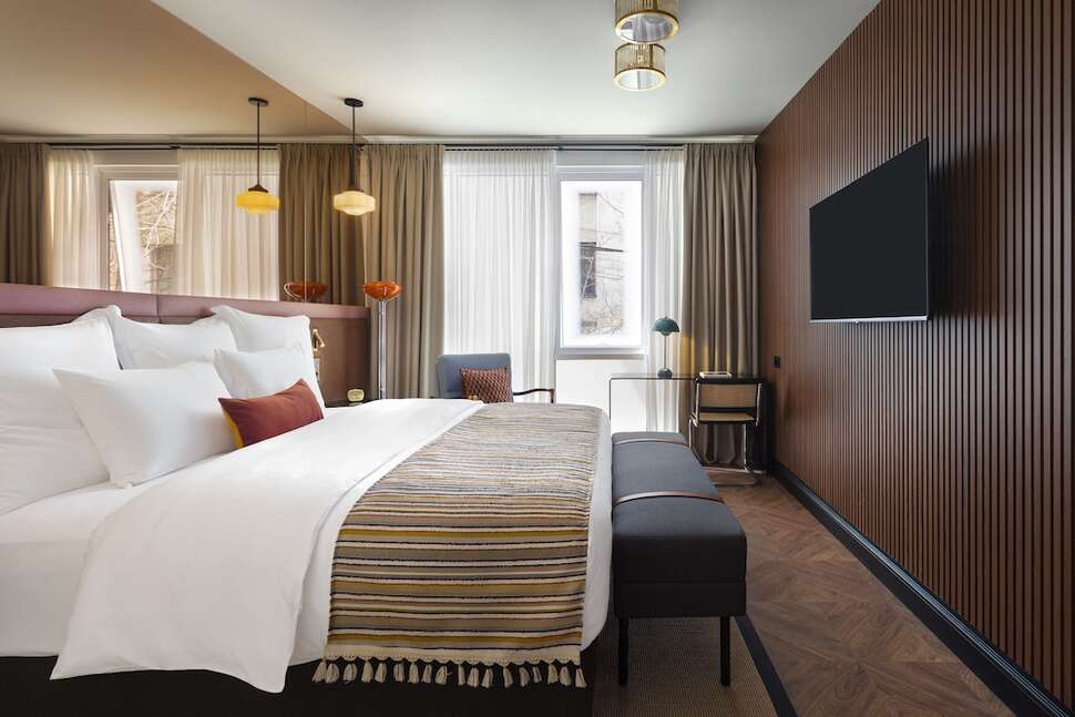 Artizan Design Hotel cover