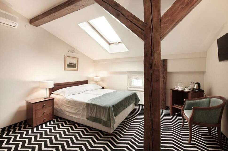 Hotel Senacki cover
