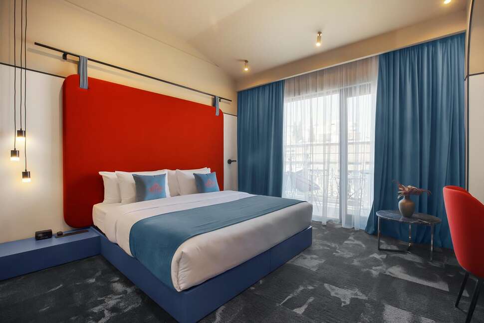 Heritage Hotel & Suites cover