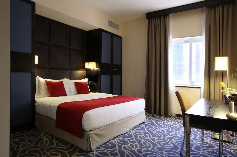 Eclipse Boutique Suites cover