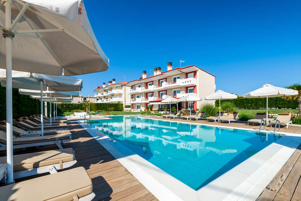 Lagaria Hotel & Appartementen cover
