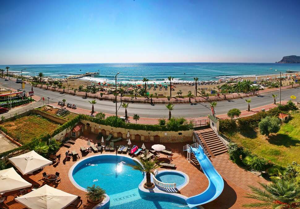 Hotel Bella Bravo cover