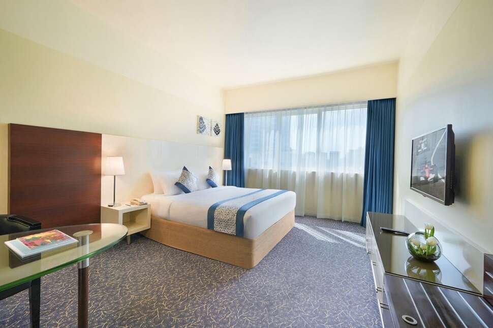 Kingsgate Hotel Abu Dhabi cover