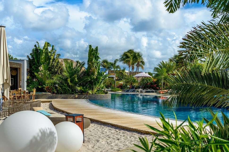 Delfins Beach Resort Bonaire cover