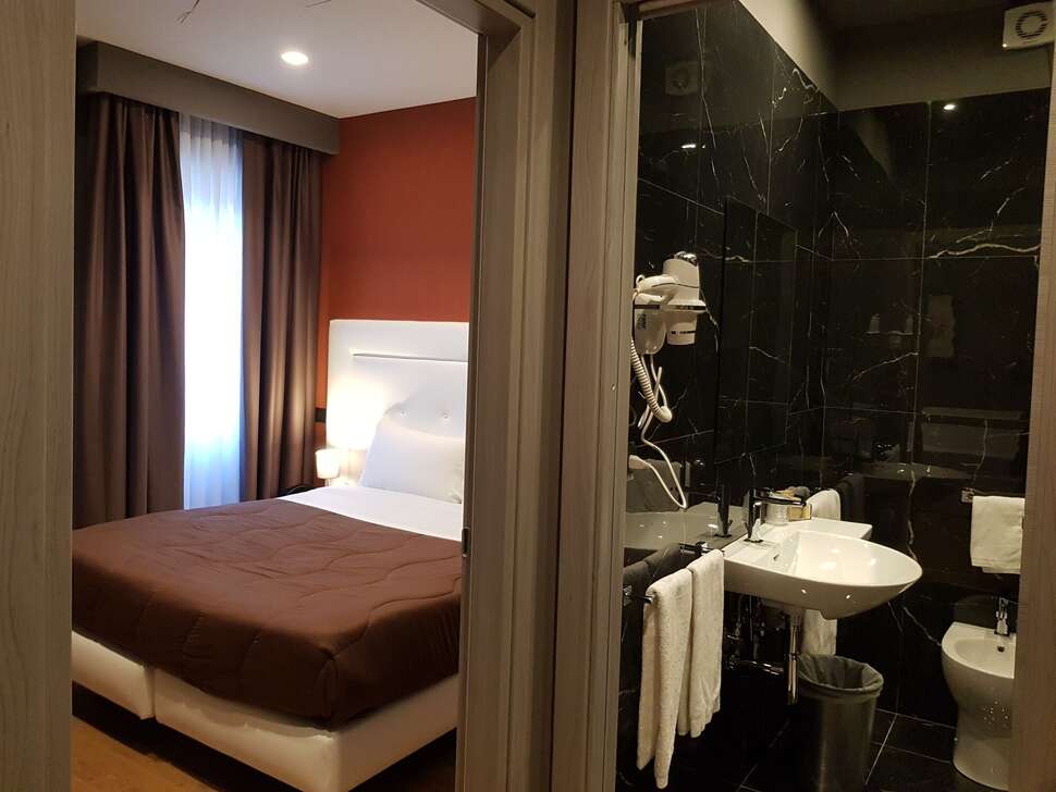 Europa Hotel Caserta cover