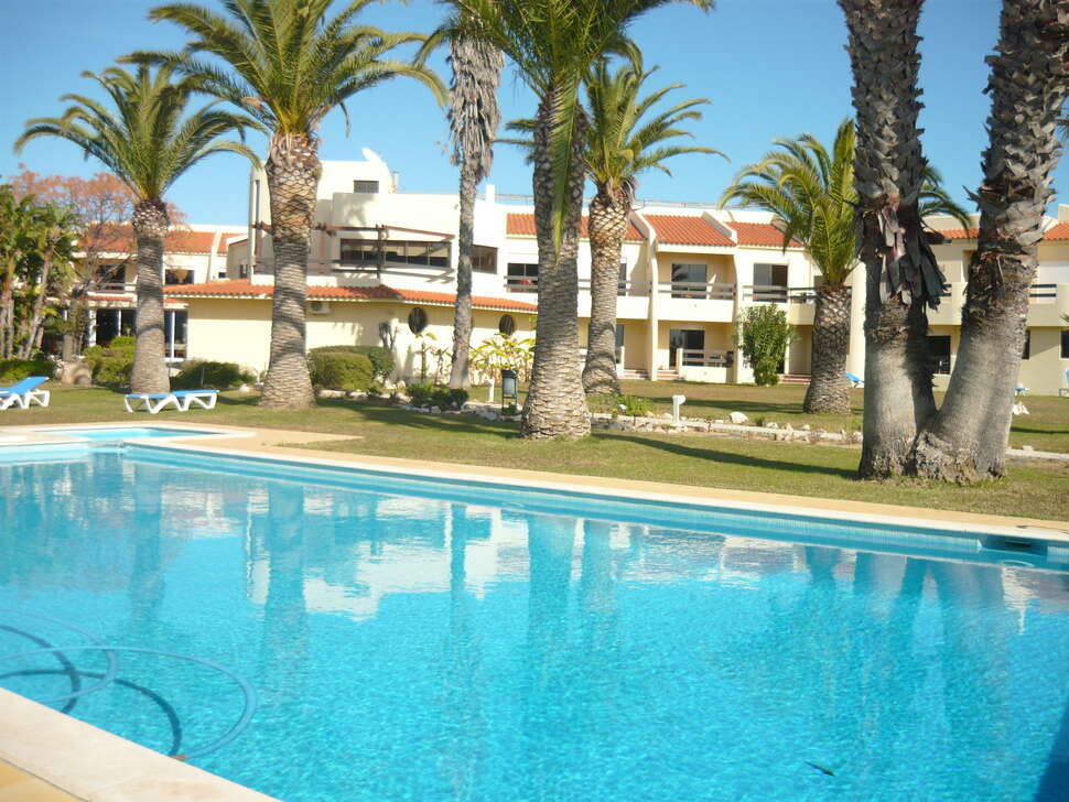 Praia Da Lota Hotel & Appartementen cover