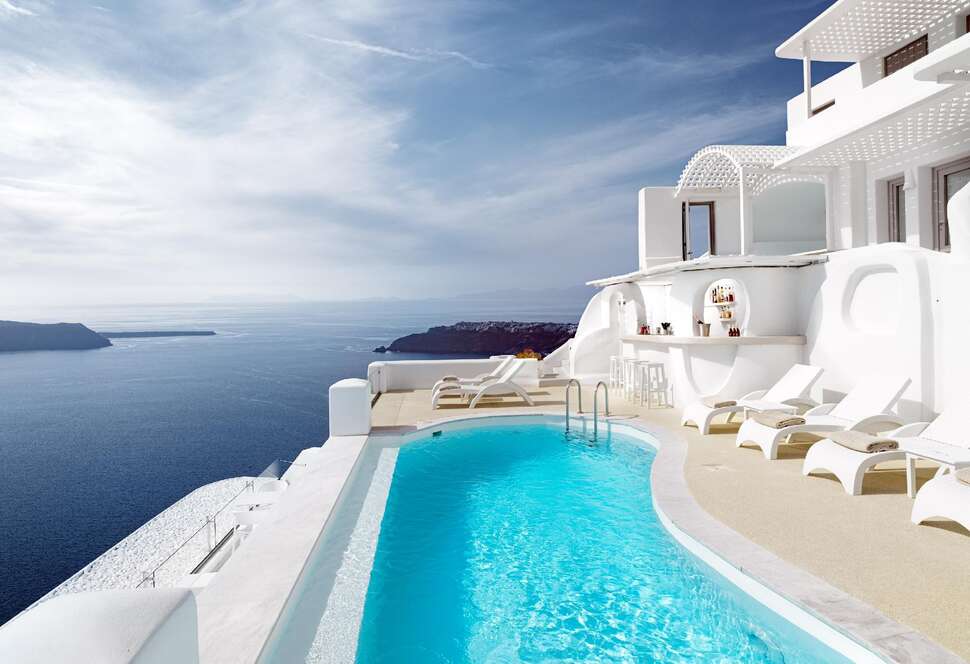 Tholos Resort cover