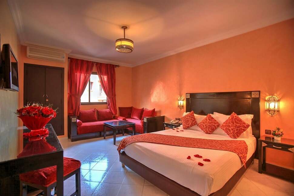 Hotel Mont Gueliz cover